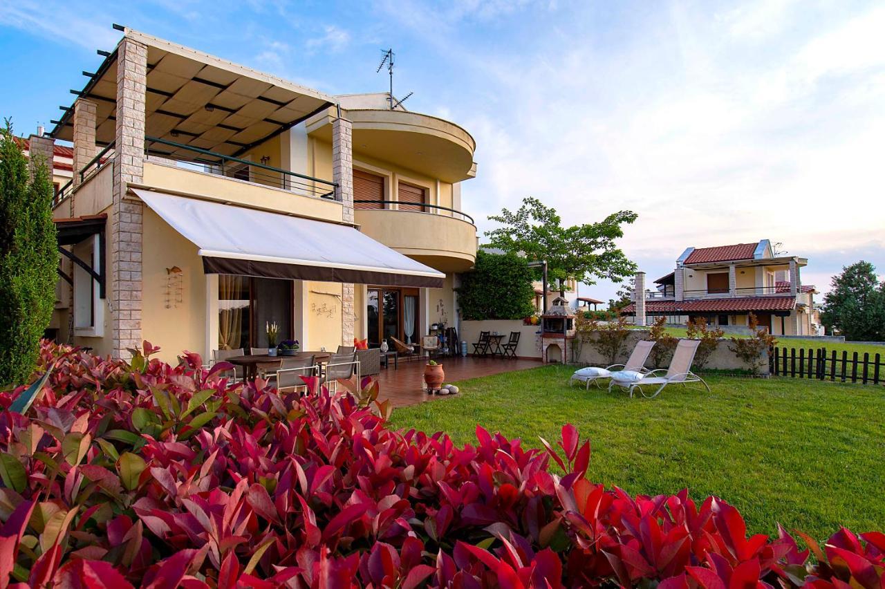 #Luxlikehome Hill Summer Villa Elani 外观 照片